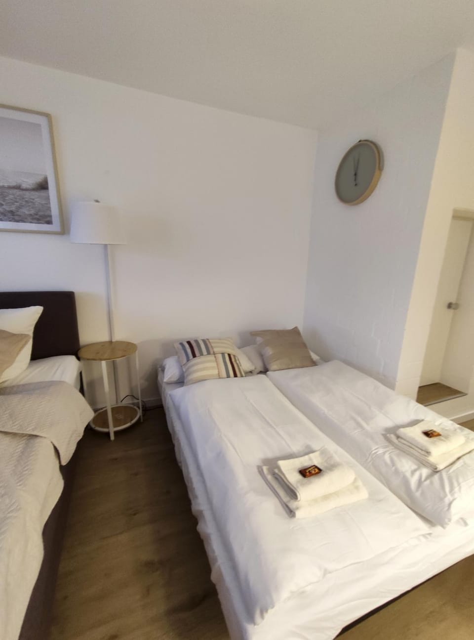 Sauna, Pool und Gartenzugang oder Balkon Apartment in Straubing-Bogen