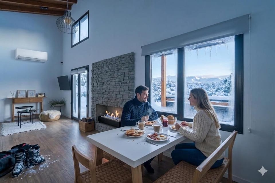Natural landscape, Dining area, Guests