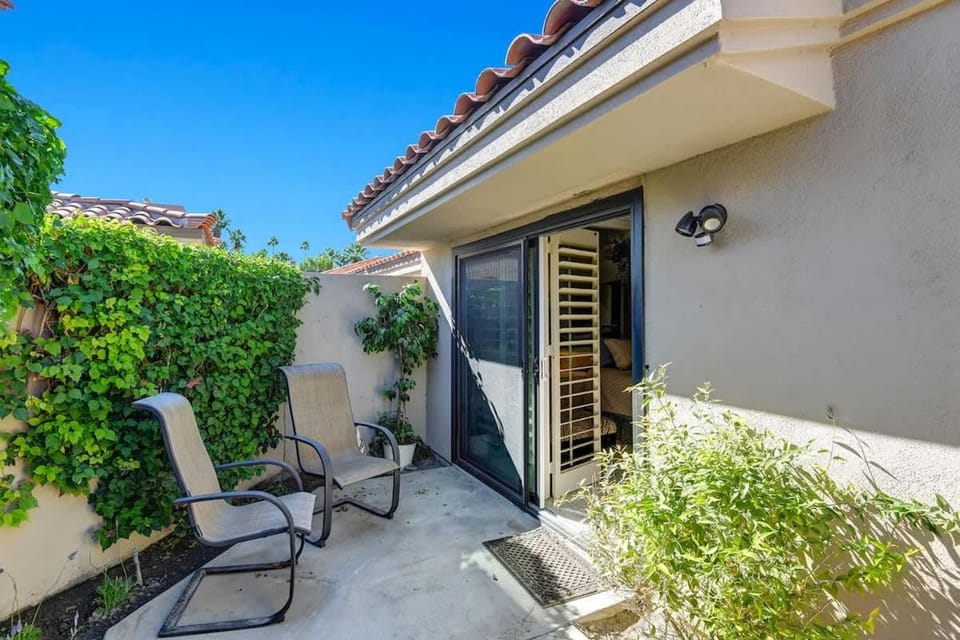 VB938 - Safari Vibe - Alice Lodging House in Palm Desert