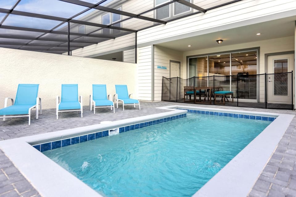 Balcony/Terrace, Swimming pool, Swimming pool