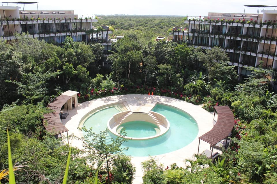 Temple Paradise Luxury Suites 6 Min From Beach Apartment in State of Quintana Roo
