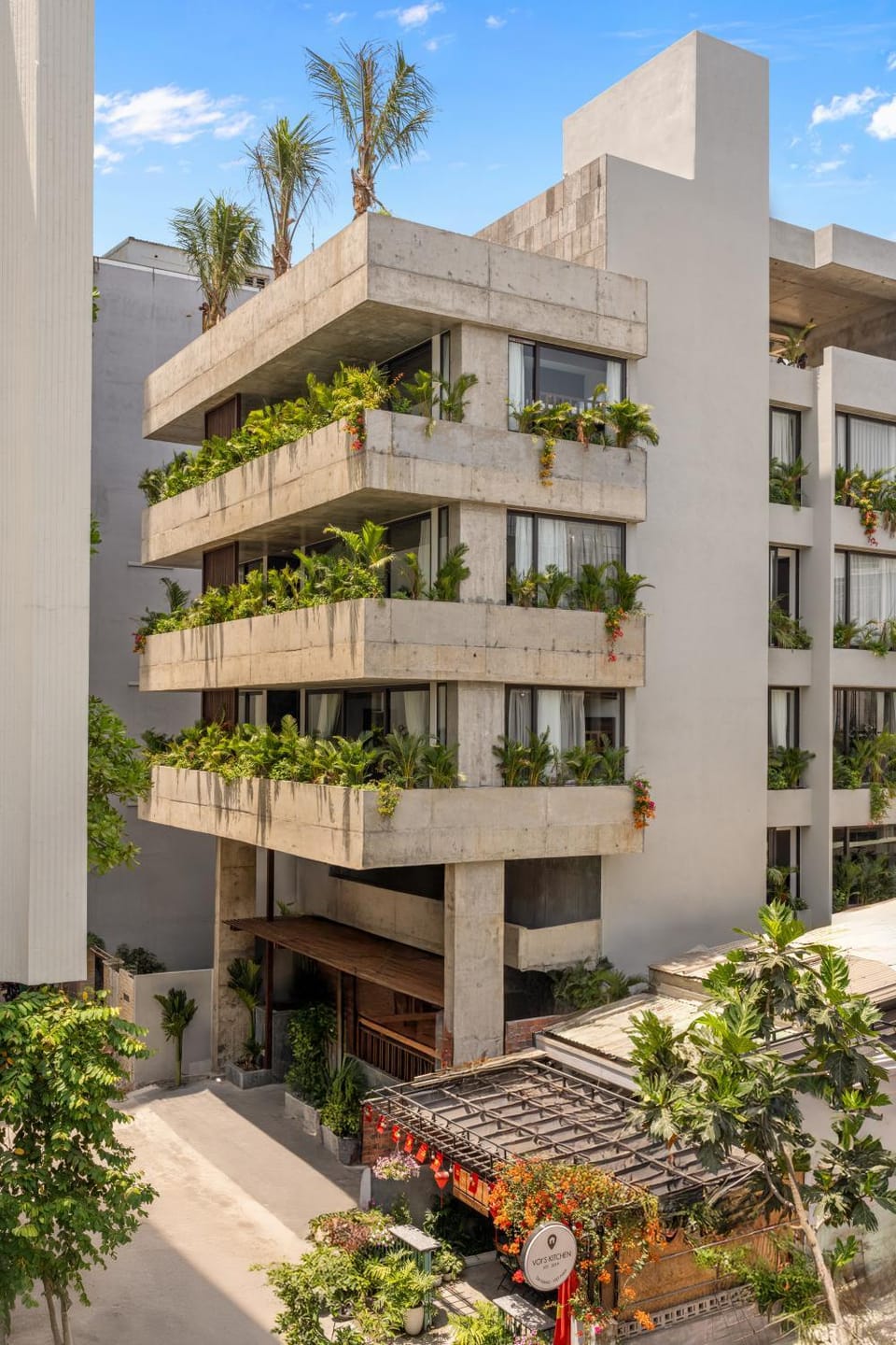 Property building, Spring