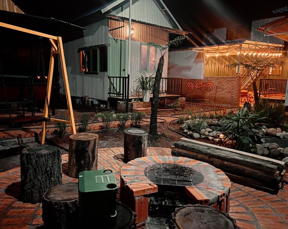 Patio, Night, Garden, Garden view