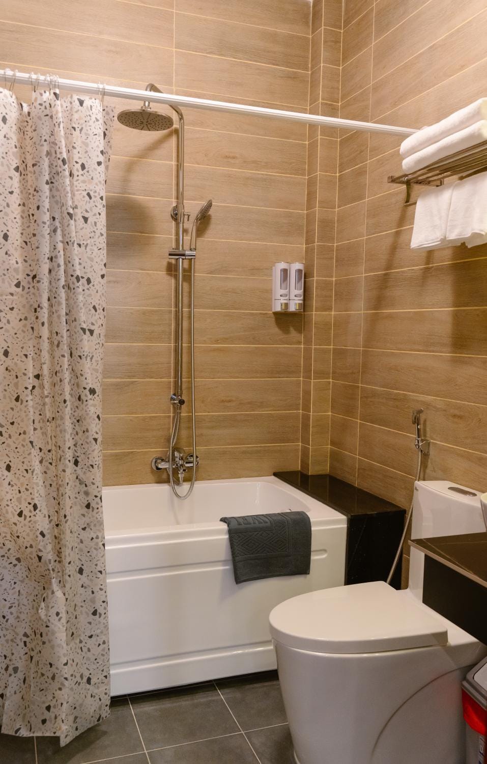 Shower, Bath