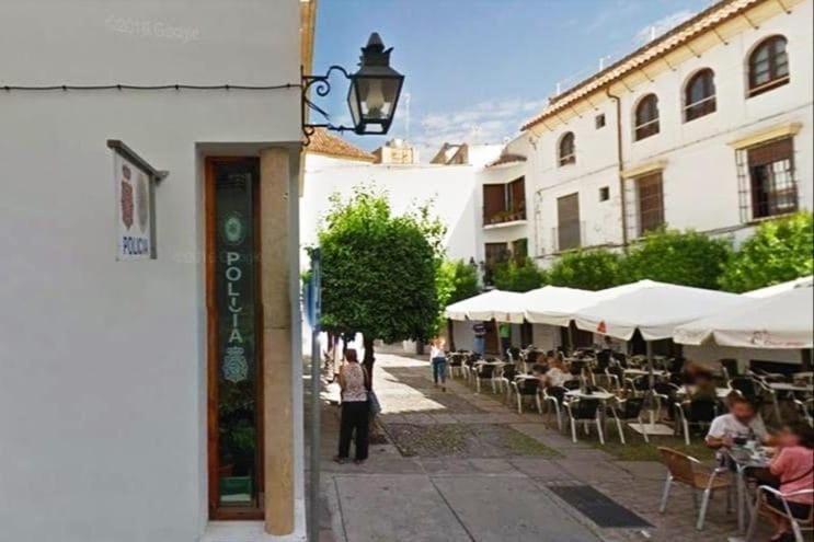 Property building, Off site, Street view