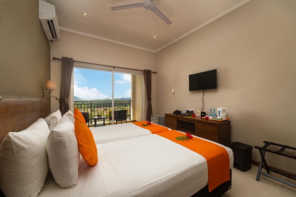 Bed, TV and multimedia, Balcony/Terrace, Bedroom, air conditioner