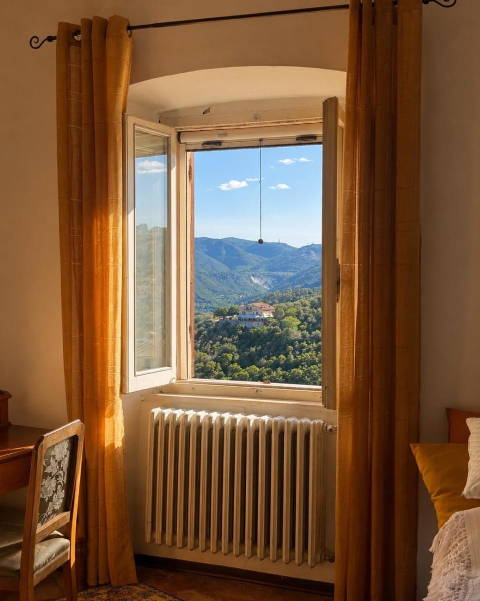 Natural landscape, Bedroom, Mountain view