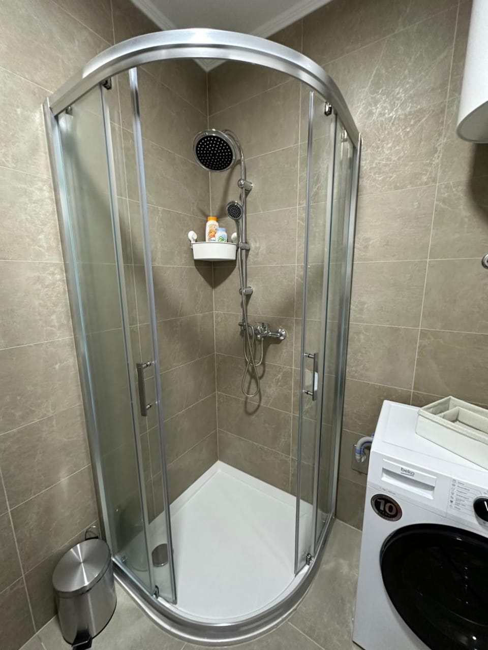 Shower, Bathroom, towels