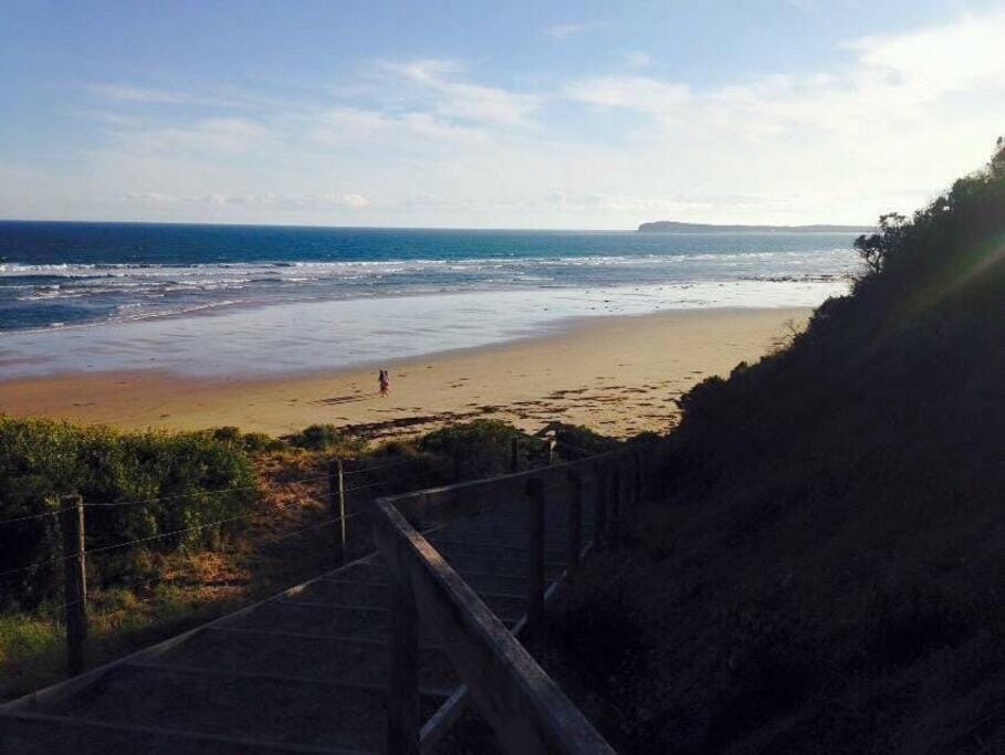 Nearby landmark, Beach