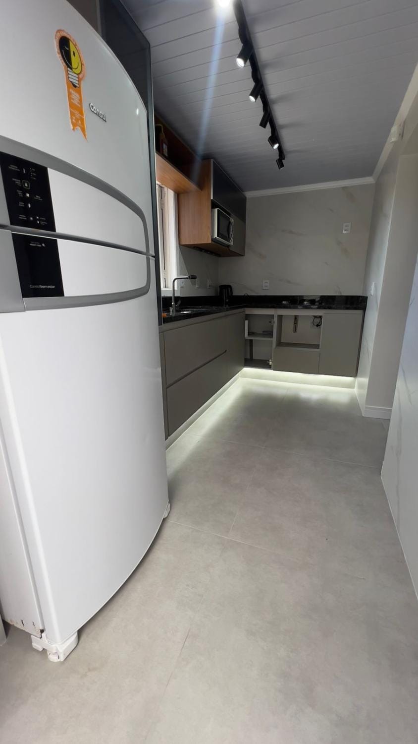 Kitchen or kitchenette, oven, stove