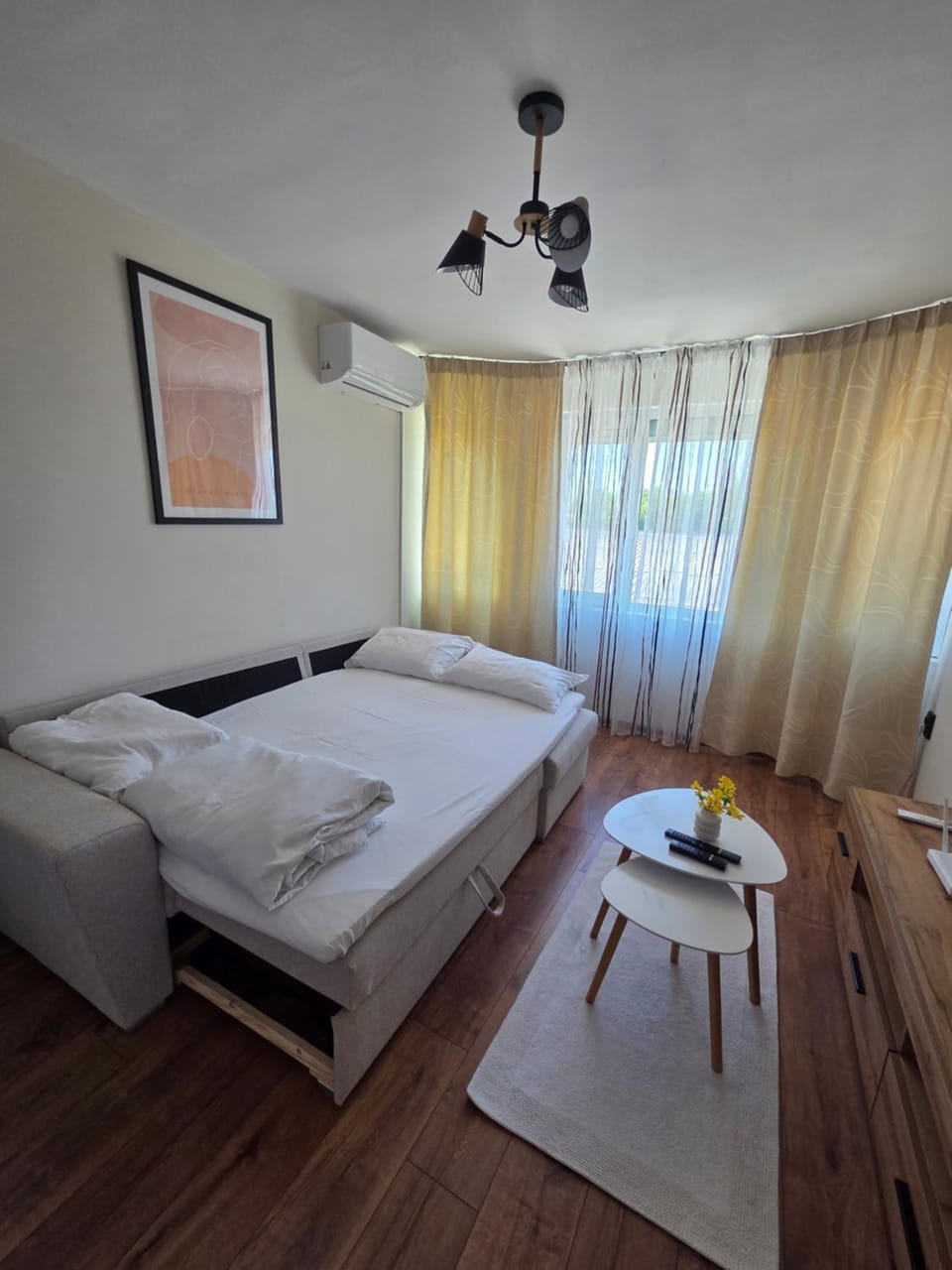 White House Apartments - Boho Apartment in Bulgaria