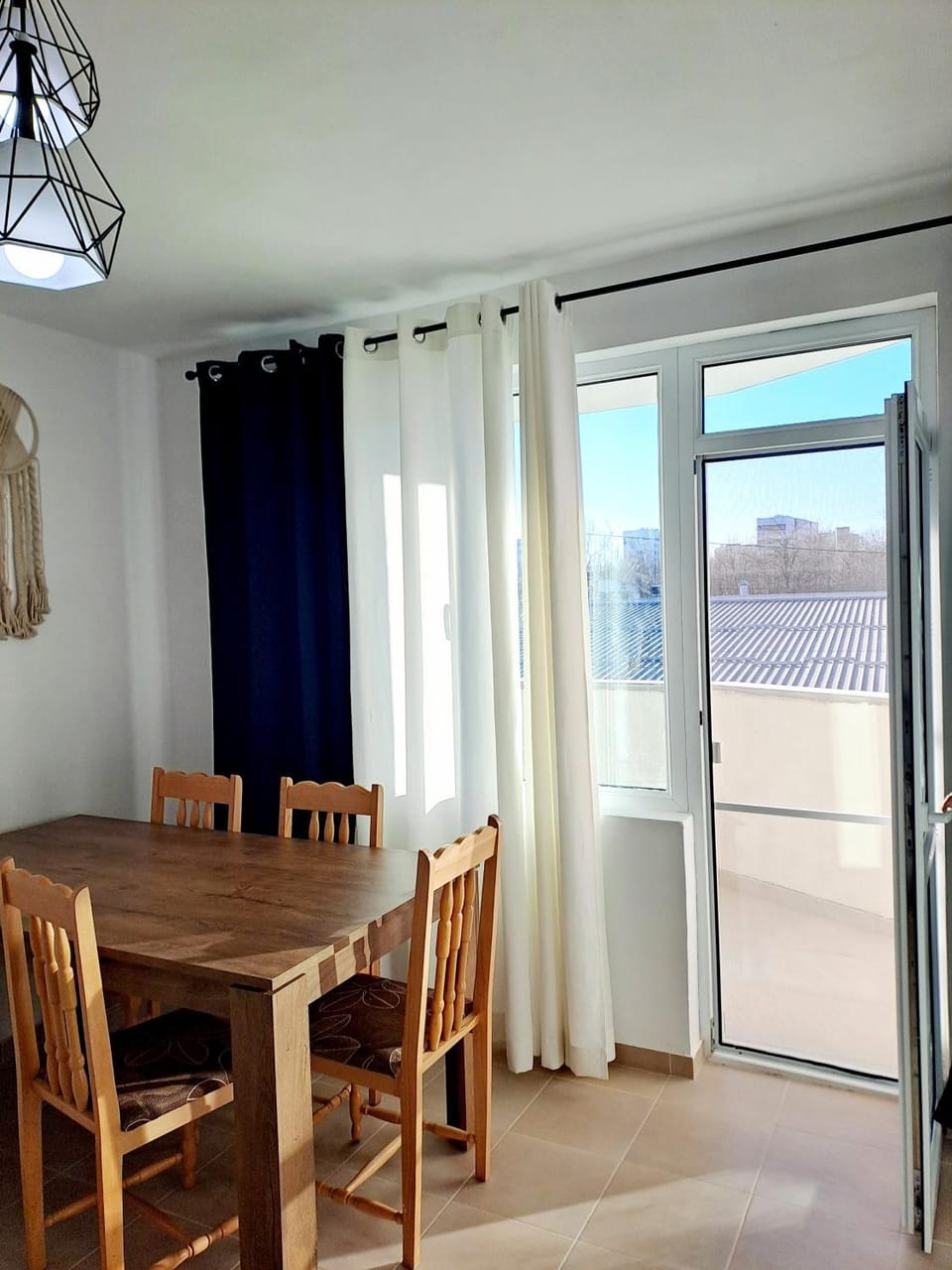 View (from property/room), Balcony/Terrace, Dining area