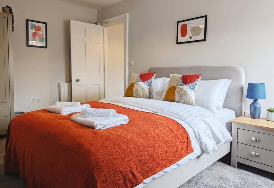 Central 4-bed House, 10 min Walk to Sights House in Bath