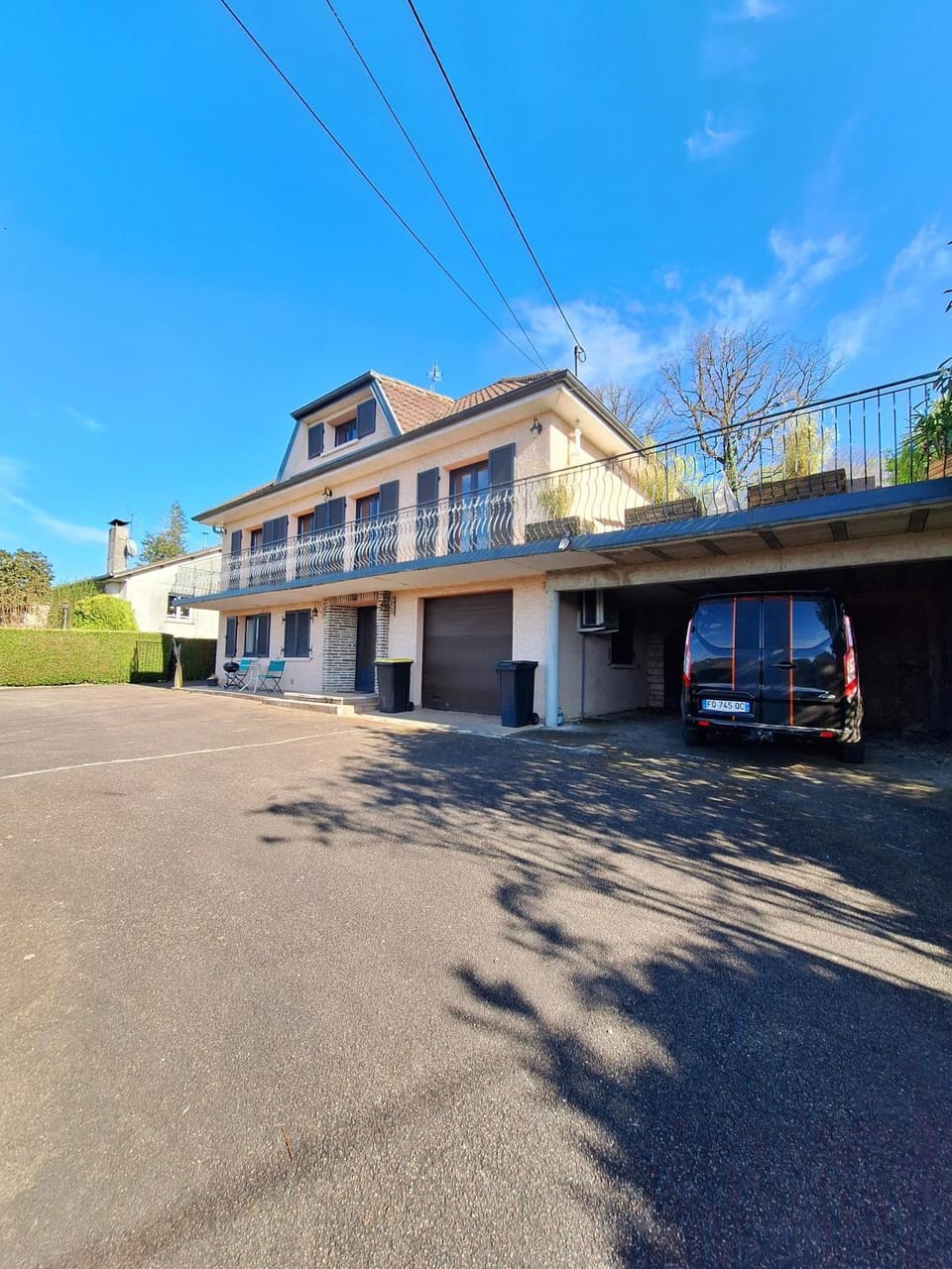 Maison climatisée au calme proche des commerces Apartment in Bourgogne-Franche-Comté