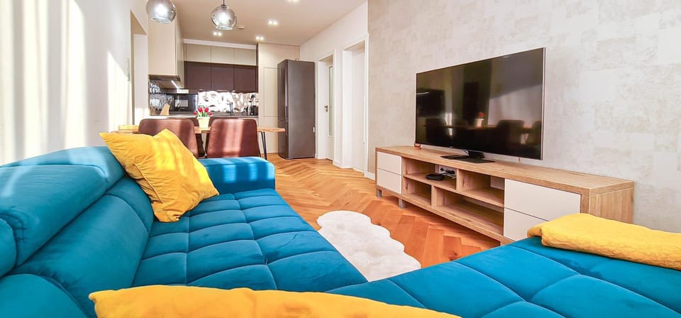TV and multimedia, Living room