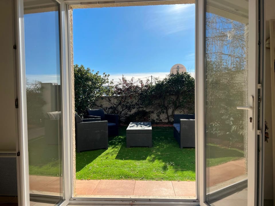 Garden, Garden view
