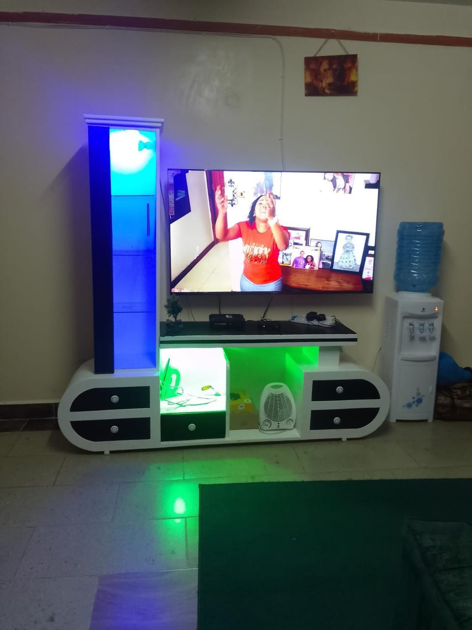Communal lounge/ TV room, TV and multimedia, Evening entertainment