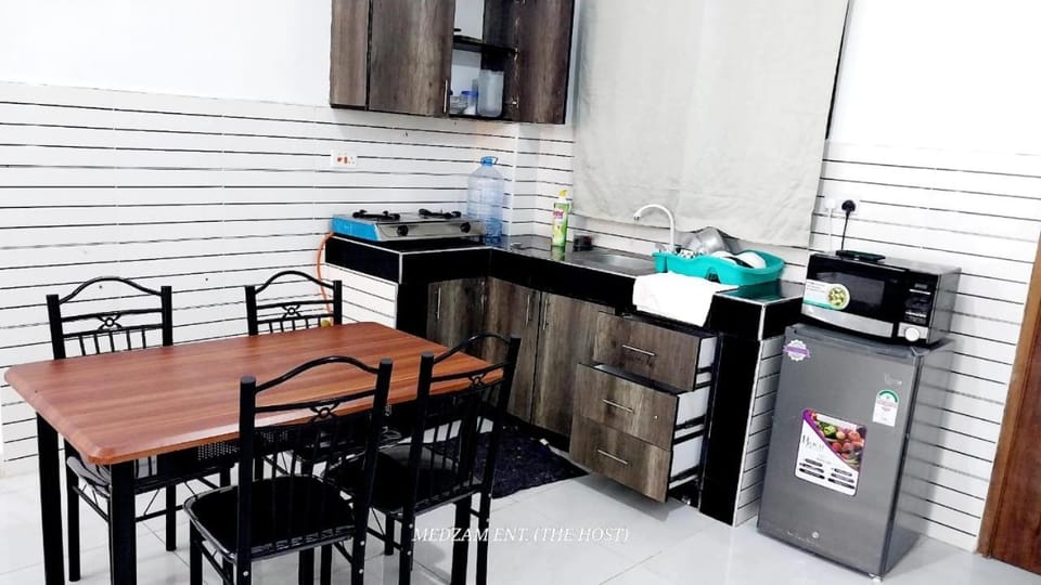 One Bedroom with 2 Beds at Kisimani Heights Apartment in Mombasa