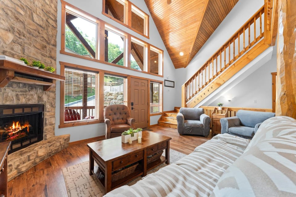 Living room, fireplace