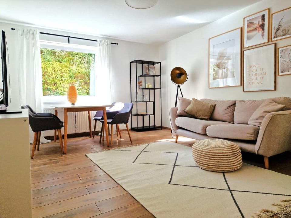 Living room, Dining area
