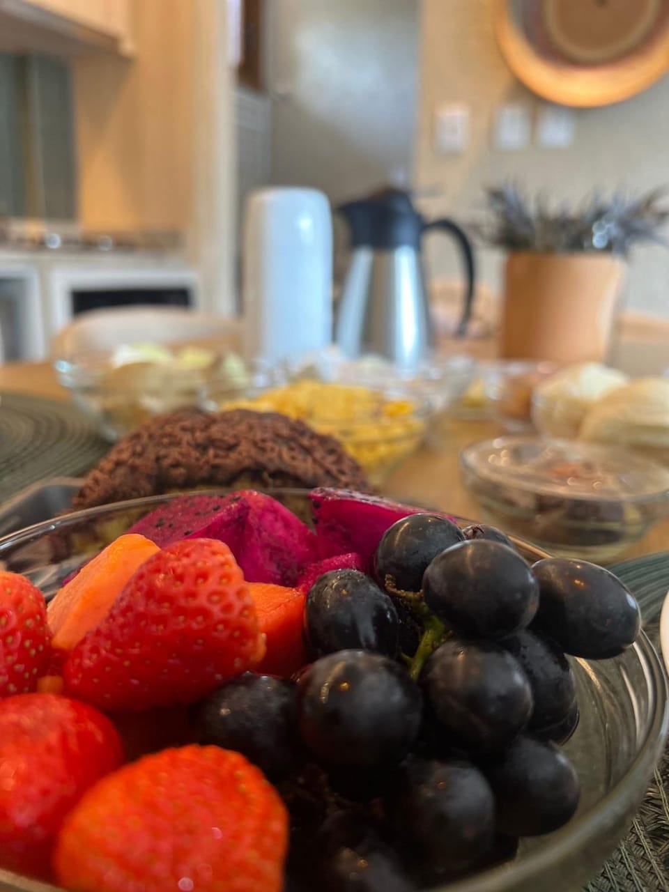 Kitchen or kitchenette, Food, Breakfast, Continental breakfast