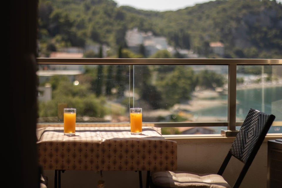 Natural landscape, View (from property/room), Sea view, Drinks