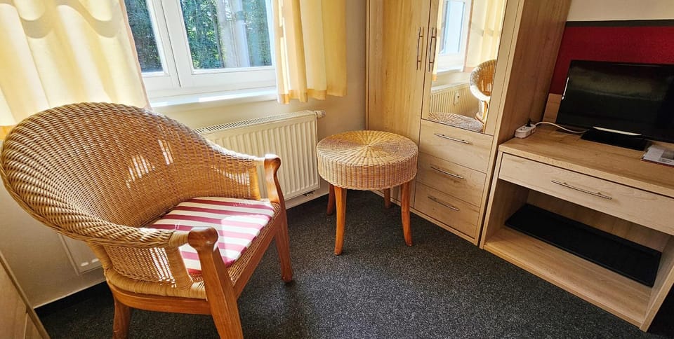 Mollibahnhof - Heiligendamm Mollibahnhof Heiligendamm EZ 03 Hotel in Mecklenburg-Vorpommern, Germany