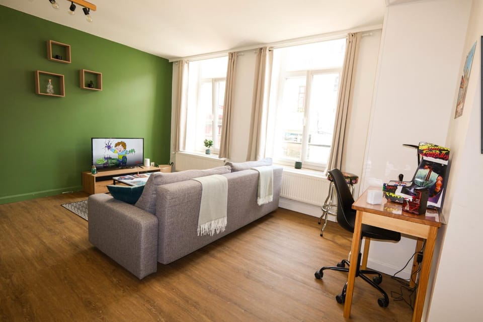 TV and multimedia, Living room, Seating area