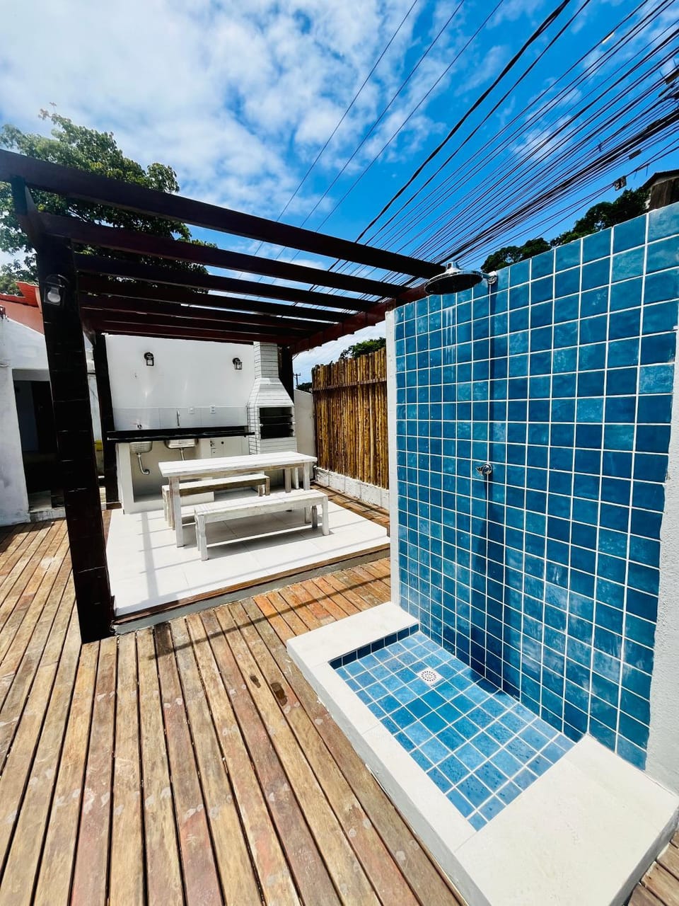 Shower, BBQ facilities