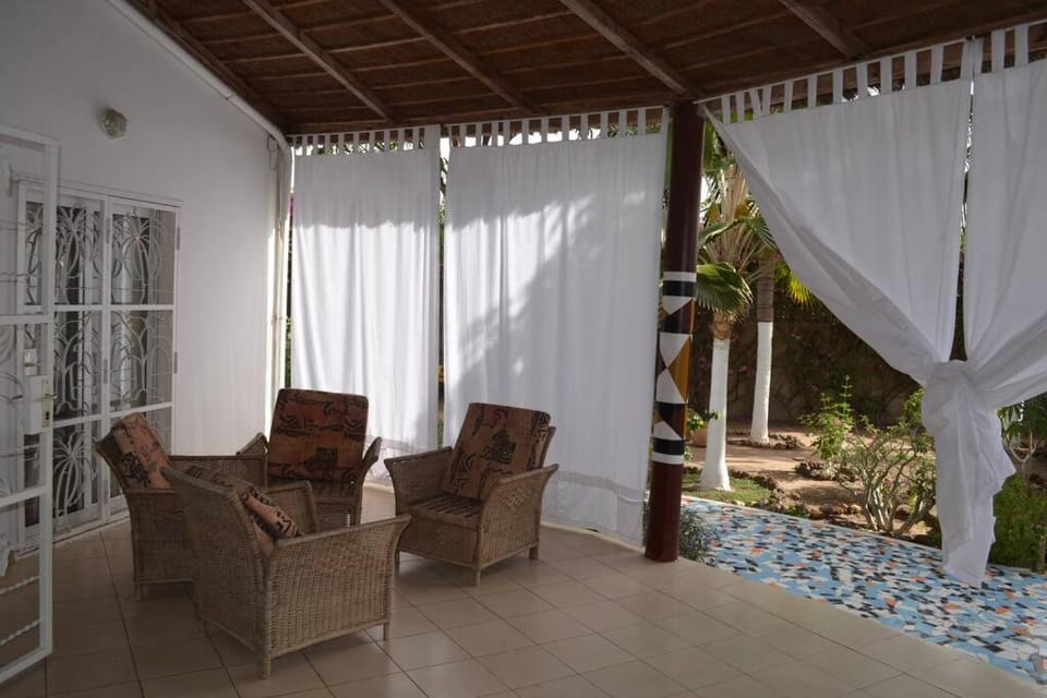 Villa Mandel Nafio, Haus mit Garten nahe dem Atlantik House in Thiès Region, Senegal