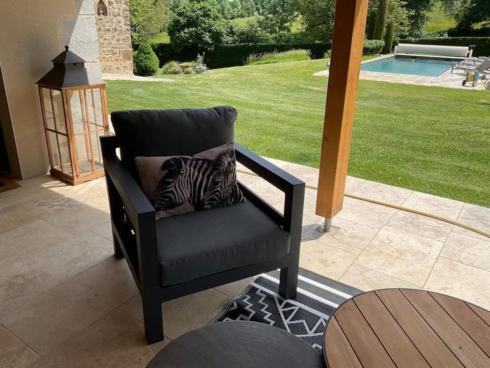 agréable chambre d hôte avec piscine ou jacuzzi Bed and Breakfast in Occitanie
