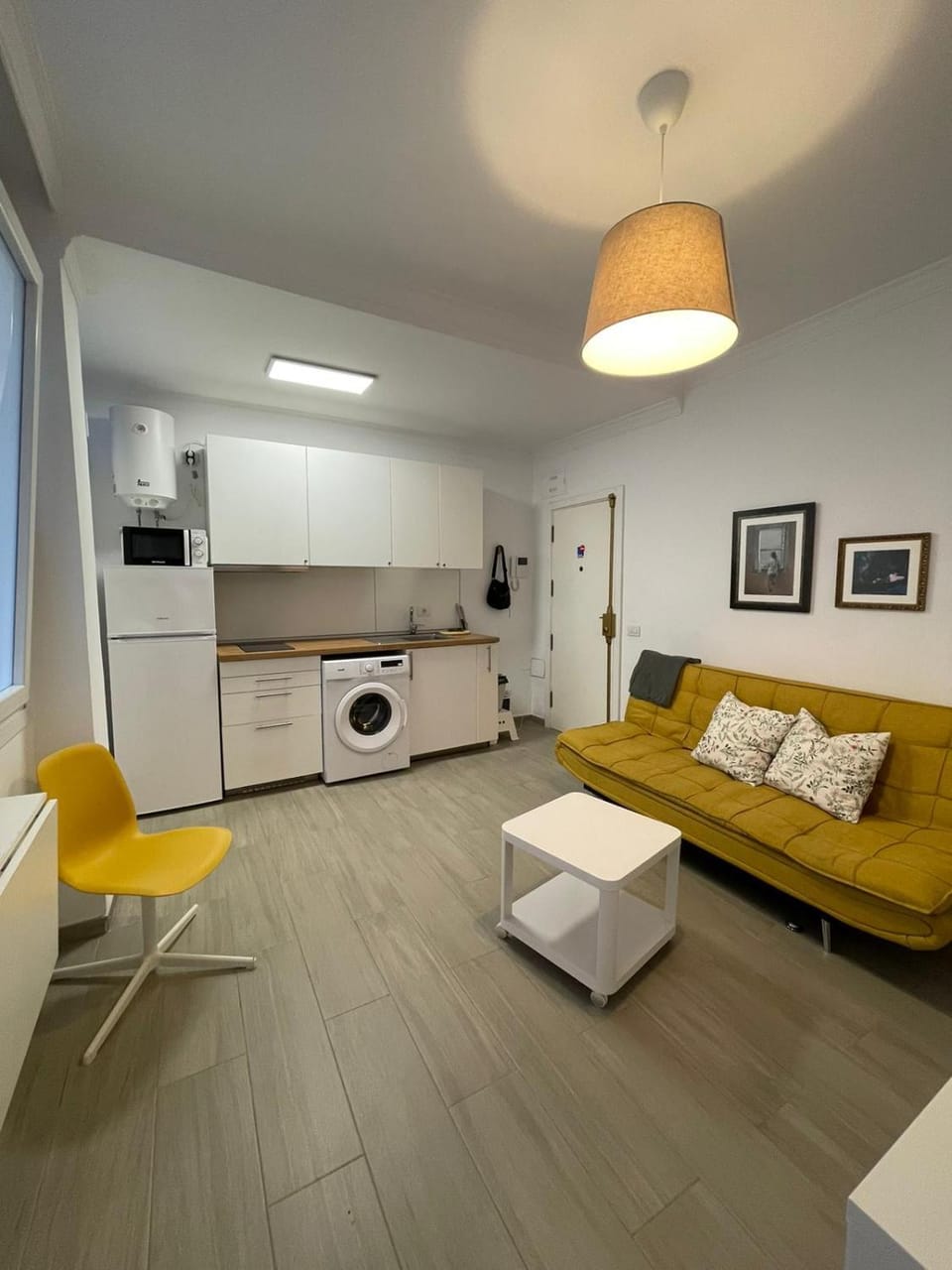 Living room, kitchen