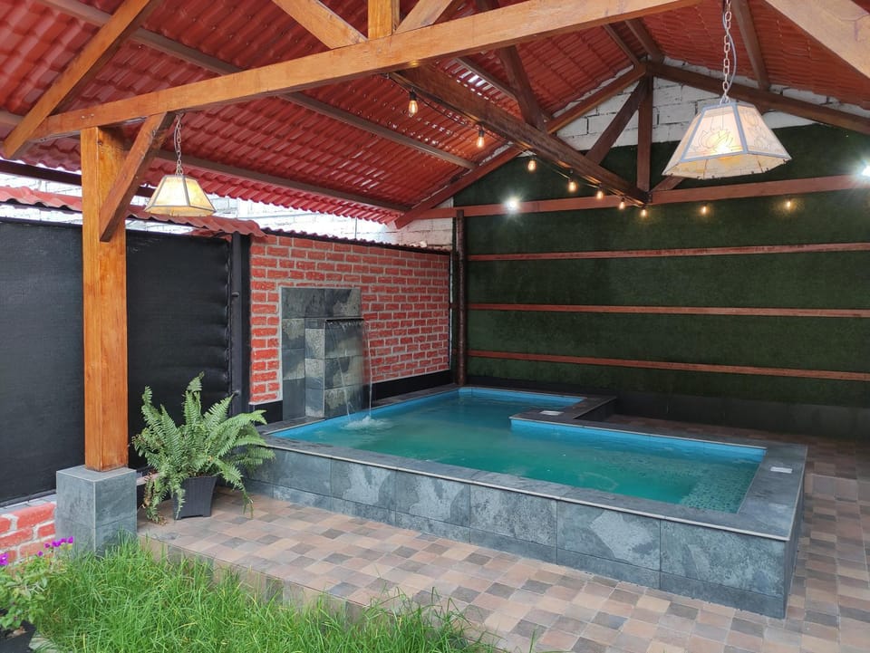 Hot Tub, Pool view, Swimming pool