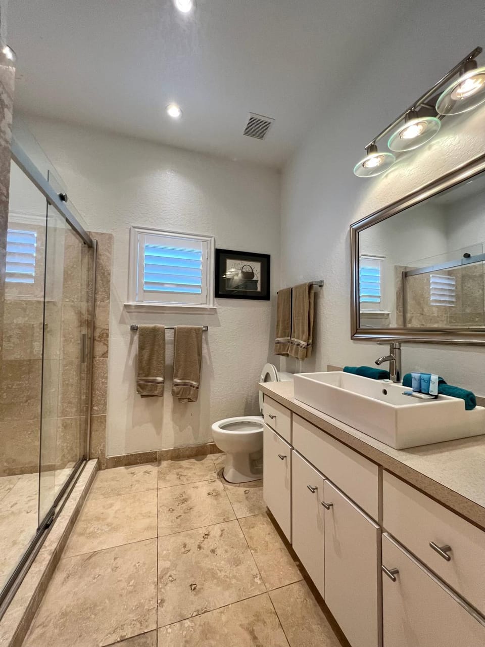 The Signature Orange Grove King Suite Vacation rental in Winter Haven