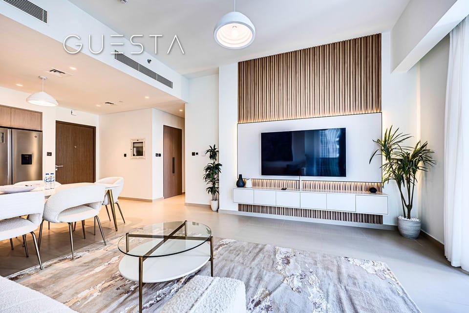 TV and multimedia, Seating area, air conditioner