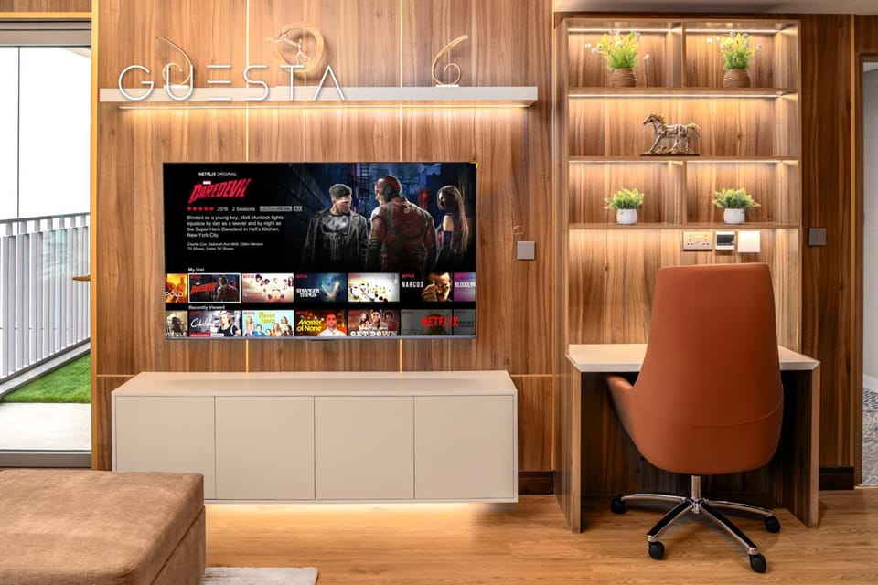 TV and multimedia, Living room, Seating area