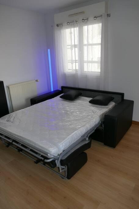 Disneyland Paris 70m² face Parc, place Ariane Apartment in Chessy