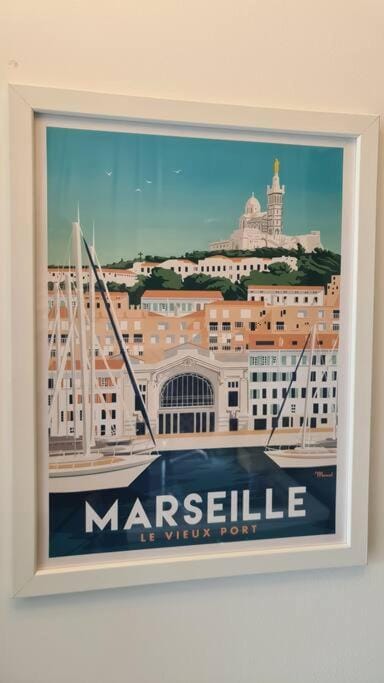 Appt 80m², 13 P, Disneyland, Fibre, 2 parkings Apartment in Chessy