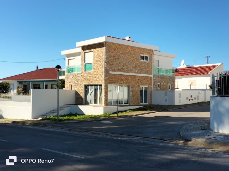 Property building, Street view