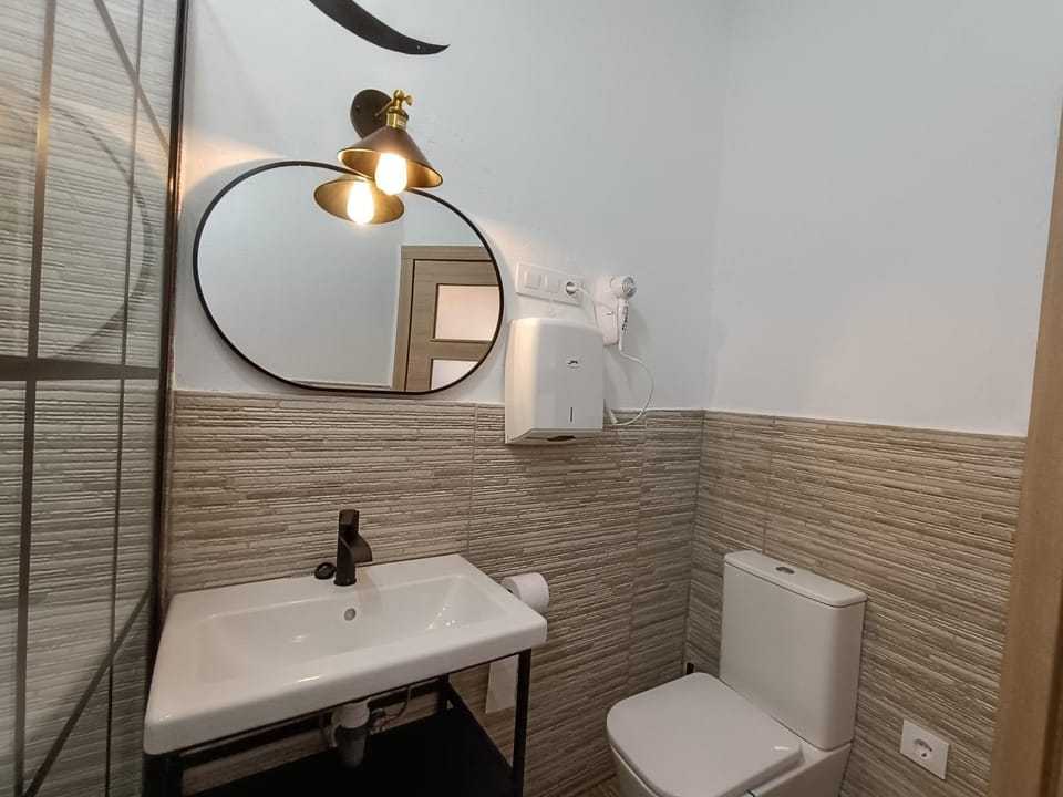Toilet, Bathroom