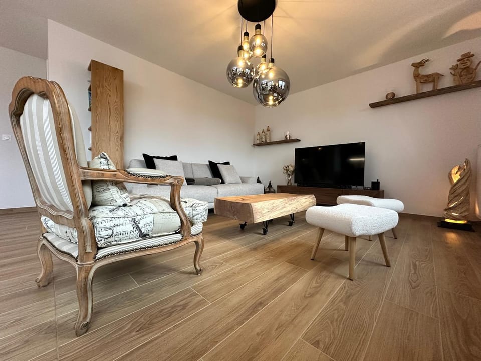 TV and multimedia, Living room