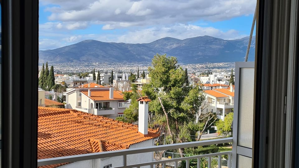 Natural landscape, View (from property/room), Balcony/Terrace, City view, Mountain view
