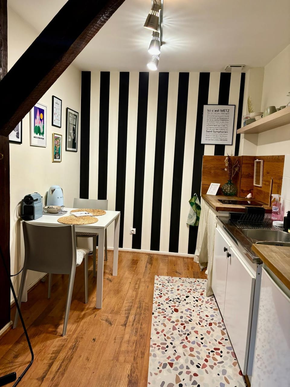 Fleure de Ly / Superb studio flat in Old Town Apartment in Metz