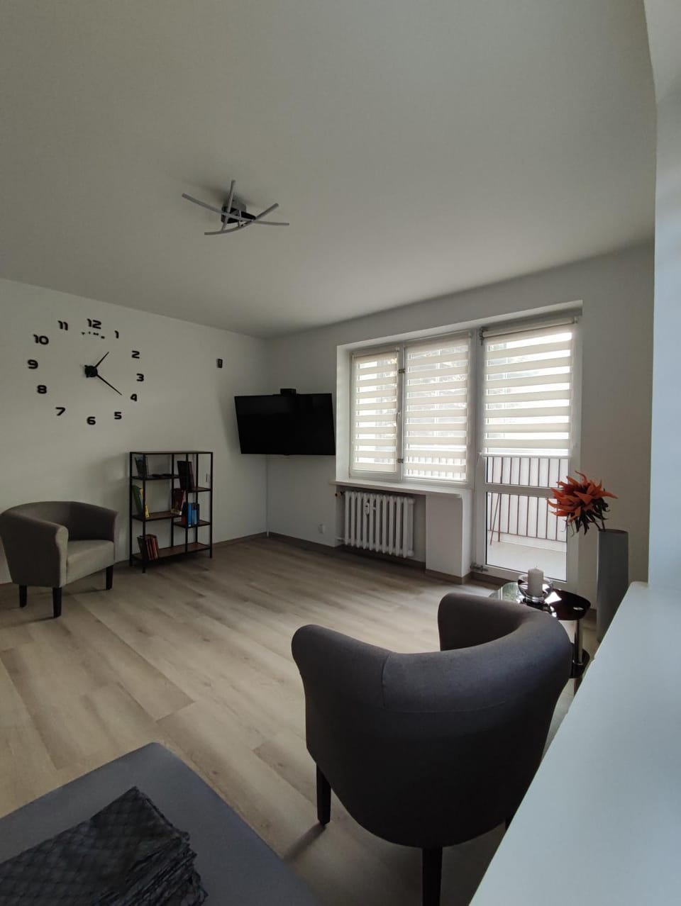 Communal lounge/ TV room, TV and multimedia, Living room, Seating area, Evening entertainment