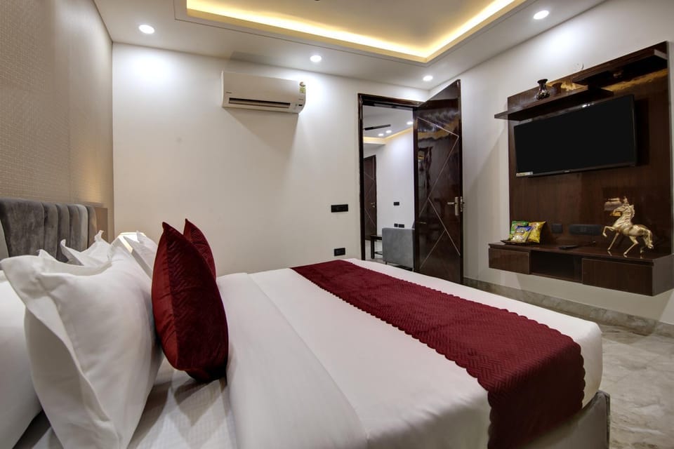 Bedroom, air conditioner
