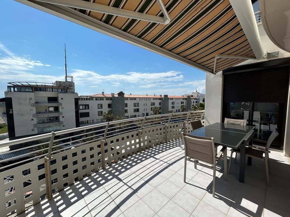 View (from property/room), Balcony/Terrace