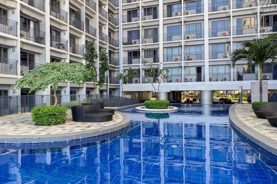 Property building, Garden, Garden view, Pool view, Swimming pool, sunbed