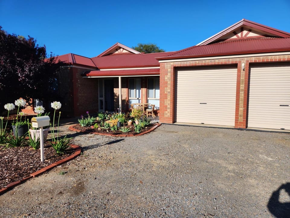 Relaxing beachside getaway home Vacation rental in Adelaide