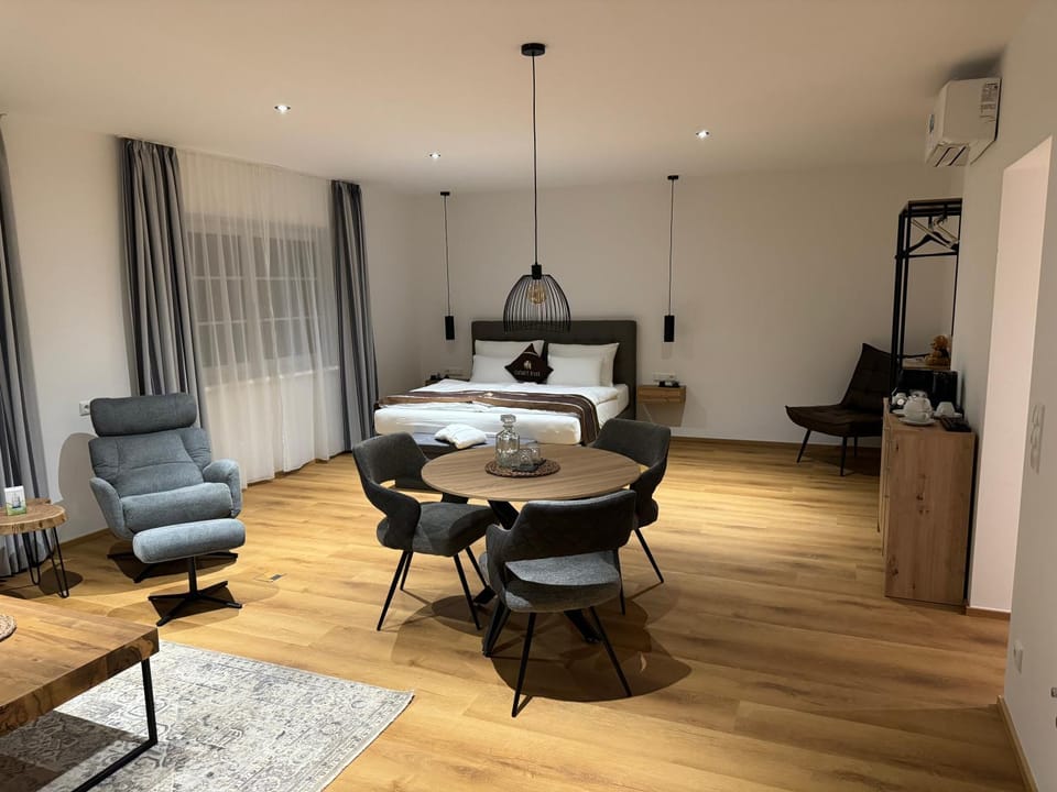 stadtwirt bruck Apartment in Salzburgerland