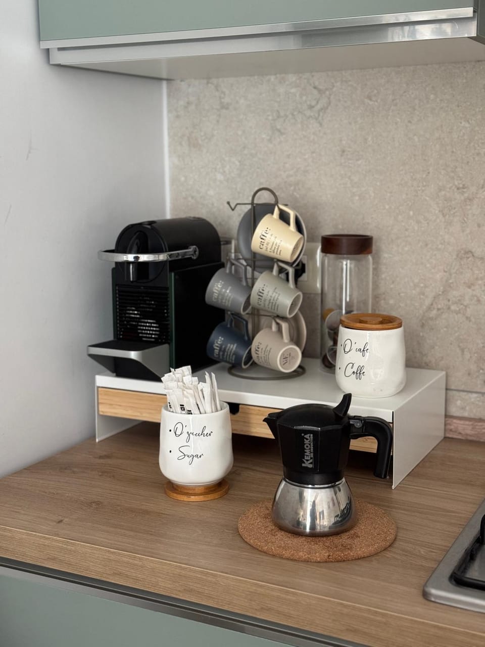 Coffee/tea facilities
